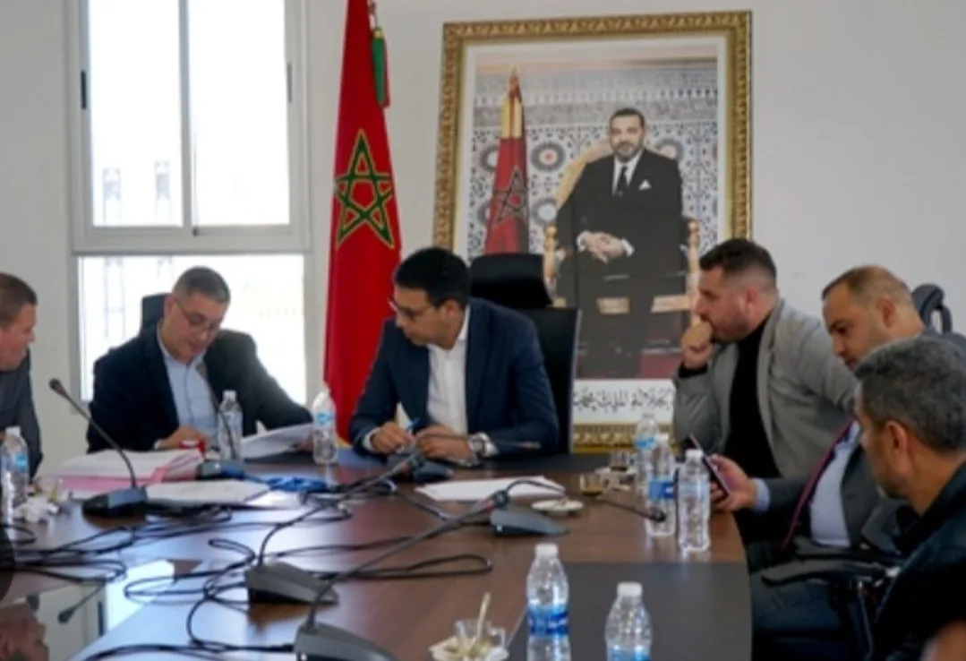 إمزورن:     الباشا يتحول إلى قائد الفوضى في المدينة