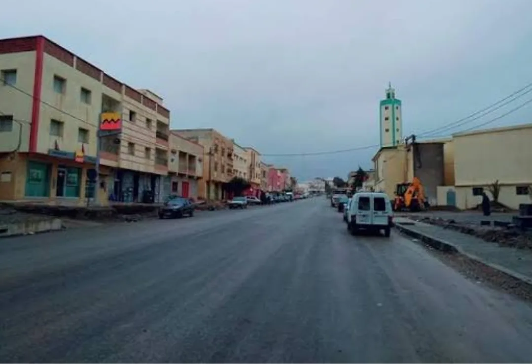 تازة :    زلزال داخل جماعة تيزي ويسلي:    إقالة 7 مستشارين بسبب الغياب تطيح بأعضاء من داخل الأغلبية والمعارضة