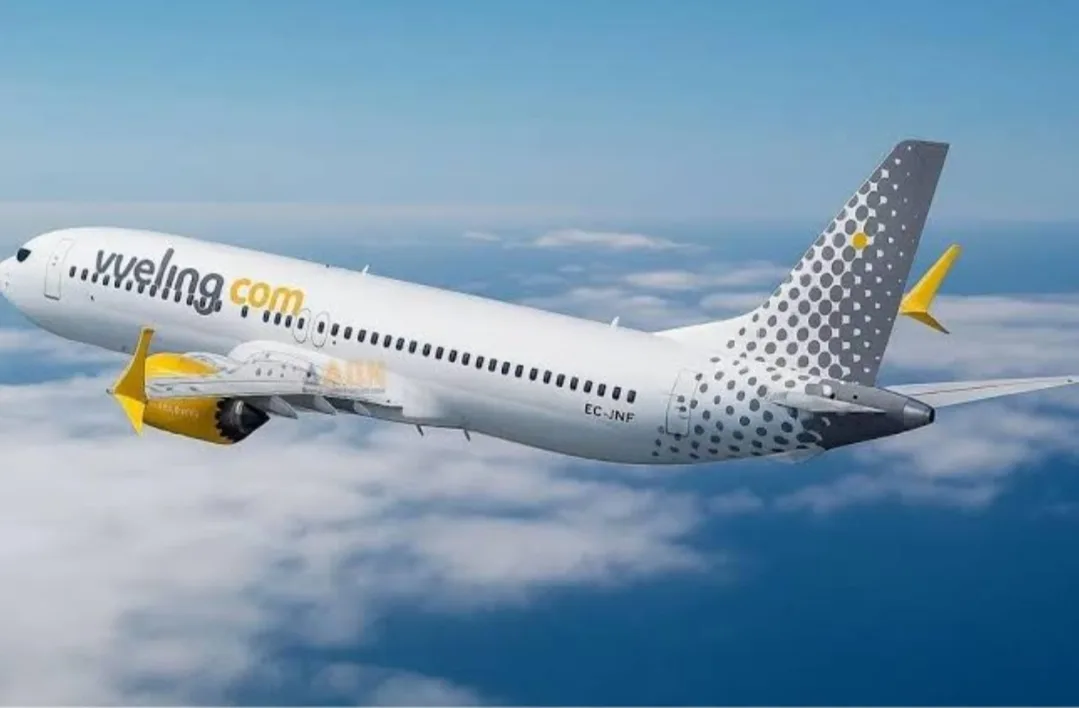 الناظور :  “فولينغ للطيران” تطلق خطًا جويًا جديدًا بين برشلونة ومطار العروي وتعزز حضورها في المغرب