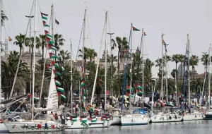 برشلونة على صفيح ساخن … “أسطول الصمود” يؤجل الإبحار مجددا نحو غزة وسط مطالب بإرسال فرقاطة عسكرية وحماية أوروبية