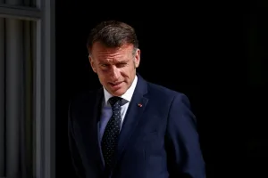 فرنسا :   تفتيش داخل قصر ماكرون في قلب تحقيق فساد بملايين اليوروهات