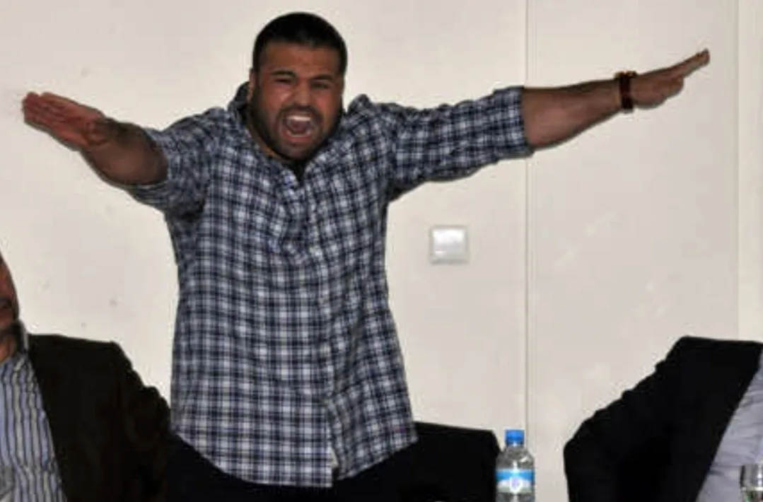 الناظور :   رئيس جهة الشرق يجتمع مع حوليش لدعم مجعيط وأبركان يجتمع معه بدوره خارج السياق !!