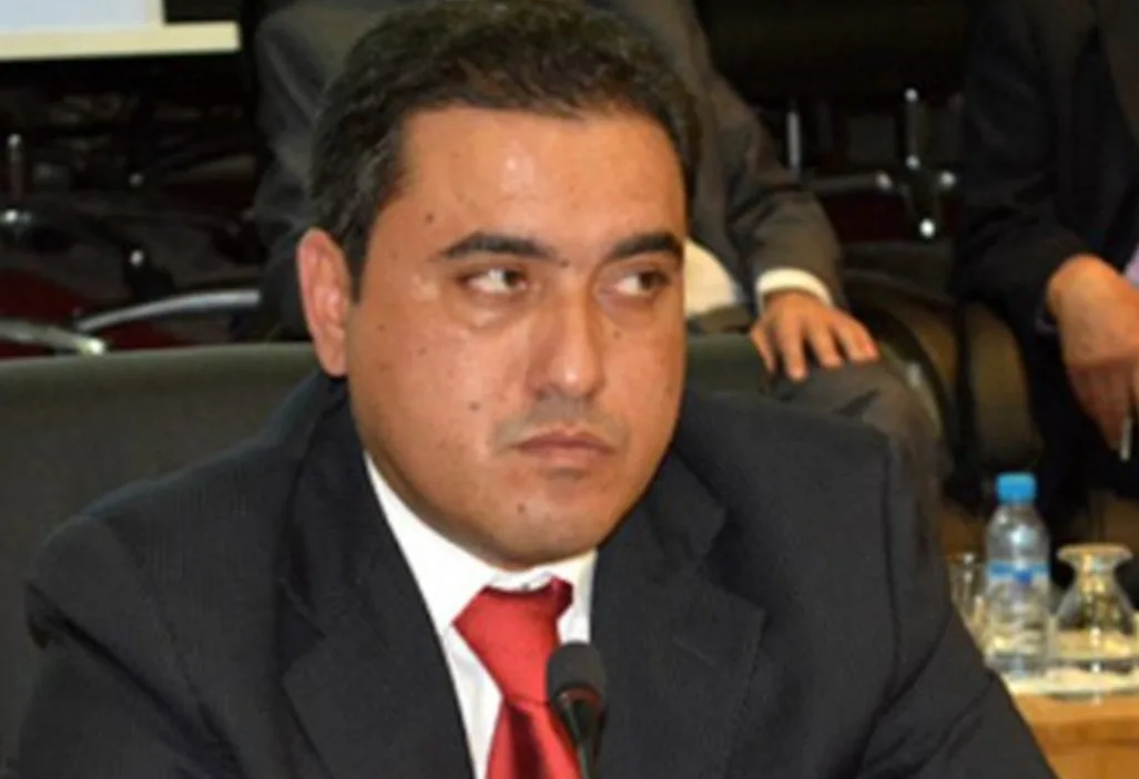 الناظور :   الرحموني يلعب على كل الحبال .. دعم ثلاثة مرشحين في الانتخابات التشريعية للحفاظ على رئاسة المجلس الإقليمي