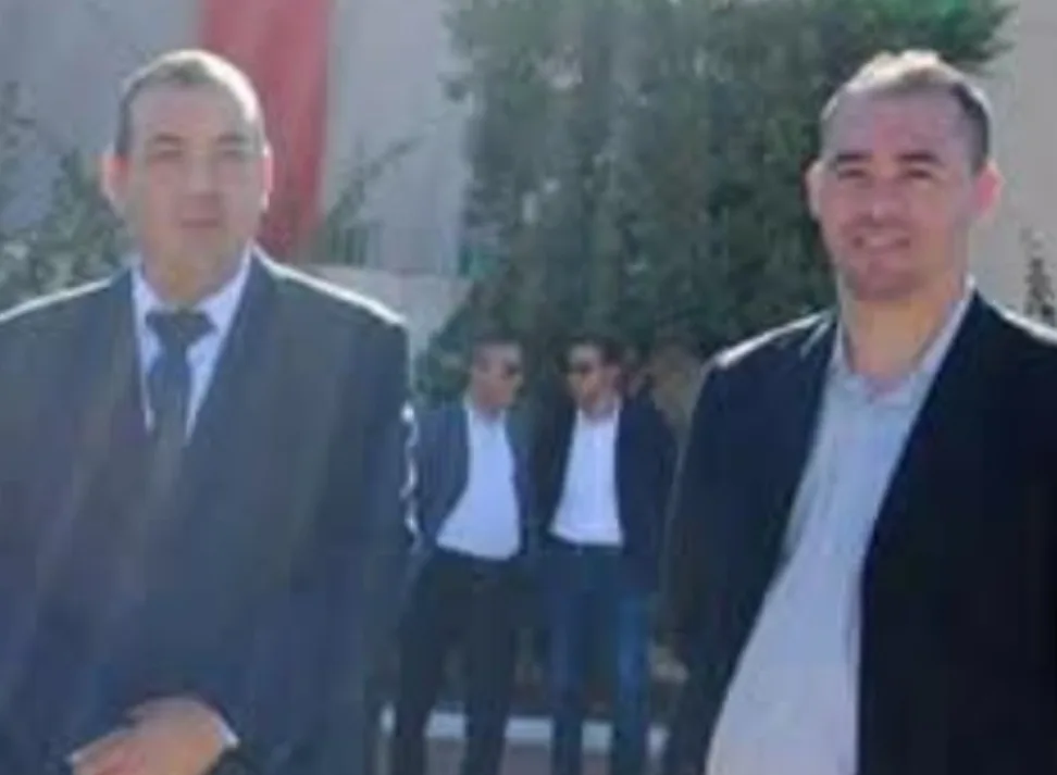 الحسيمة :     زلزال سياسي بجماعة بني بوعياش .. سحب تفويض التعمير بعد تفجر ملف شواهد إدارية مثيرة للجدل