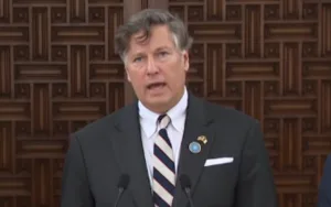 الولايات المتحدة الأمريكية تلزم الجزائر بقبول الحكم الذاتي في الصحراء المغربية