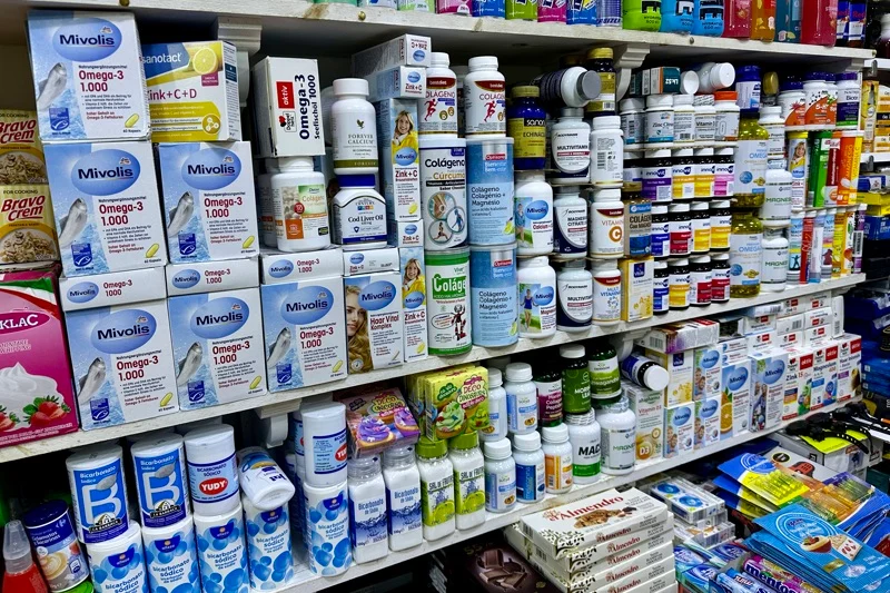 مكملات التخسيس عبر الإنترنت تثير مخاوف صحية وتحذيرات مهنية