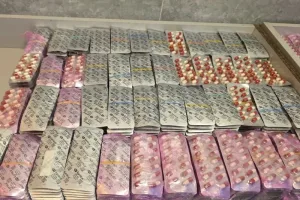 إحباط تهريب آلاف الأقراص المخدرة وكمية من “المعسل” بميناء طنجة المتوسط