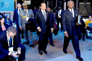 الزيارة البابوية إلى الكاميرون تثير جدلا حول كلفتهة المرتفعة وشبهات سوء التدبير