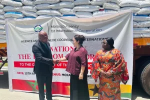 المغرب يقدّم 2000 طن من الأسمدة لغانا لتعزيز الأمن الغذائي ودعم برنامج “أطعم غانا”