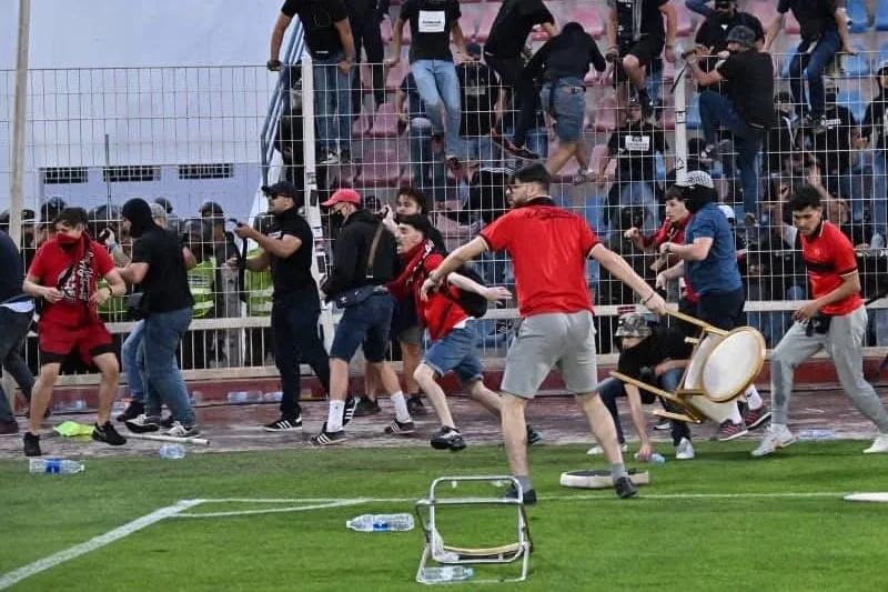 شغب الملاعب يعود للواجهة ويطرح تحديات تنظيمية قبل مونديال 2030