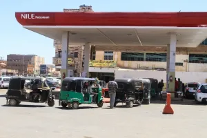 النفط يقفز بقوة مع إعلان واشنطن محاصرة الموانئ الإيرانية