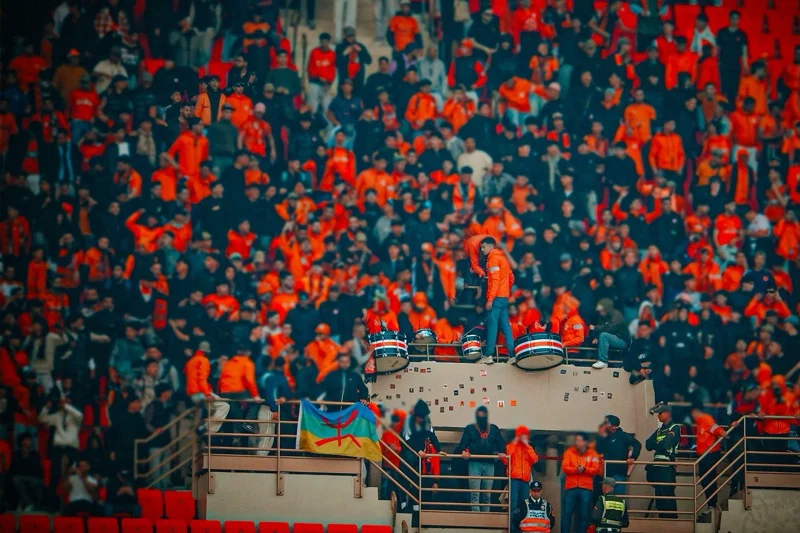 احتجاج جماهيري في بركان بعد قيود تنظيمية خلال مواجهة الجيش الملكي