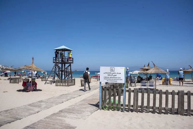 تلوث الشواطئ يثير القلق بجهة الشمال رغم تحسن المؤشرات الوطنية