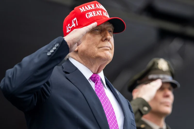 ترامب يدرس خيارات عسكرية ضد إيران تشمل ضربات مركزة والسيطرة على هرمز