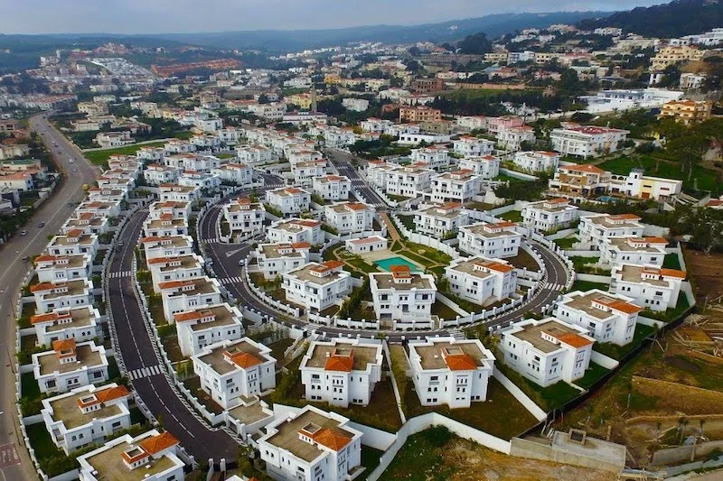 تحركات عقارية مثيرة تضع منتخبين ومسؤولين سابقين تحت مجهر الداخلية