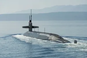 غواصة نووية أمريكية تغادر جبل طارق بعد توقف أثار اهتماما دوليا