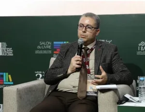 التواصل العمومي ركيزة لتعزيز الثقة بين المواطن والإدارة