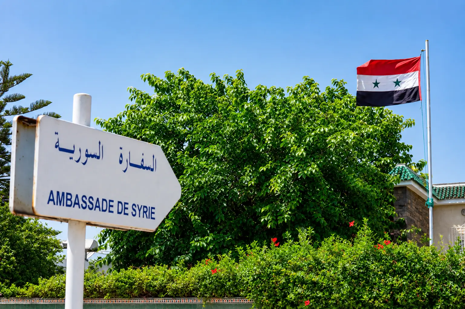 المغرب يعيد فتح السفارة السورية بالرباط ويعلن صفحة جديدة في العلاقات