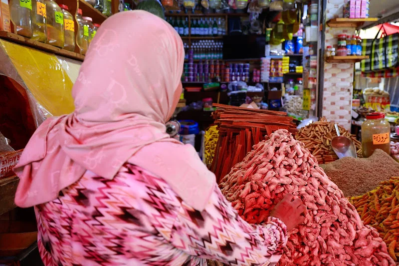 وفرة الأسواق تكبح الغلاء وتبقي مستلزمات العيد تحت المراقبة