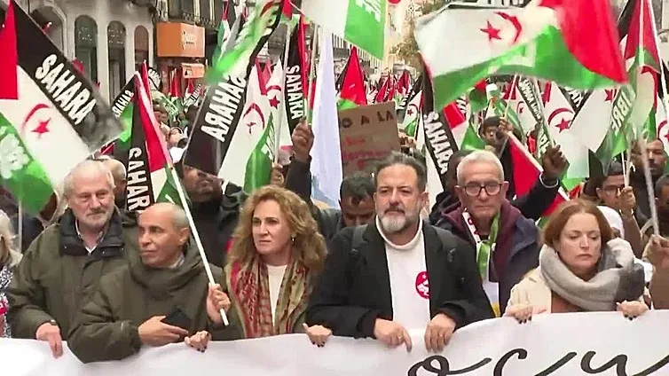 صفعة جديدة … إسبانيا تُعرّي أكذوبة الانفصال وموالُو البوليساريو خارج التسوية الاستثنائية لأوراق الإقامة