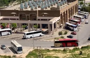 فاس:     محطة طرقية معلّقة تُفجّر الجدل وتضع المجلس الجماعي في مواجهة مباشرة مع الداخلية