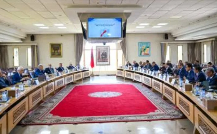 لفتيت يجتمع بقادة الأحزاب لمناقشة ترتيبات الانتخابات التشريعية المقبلة