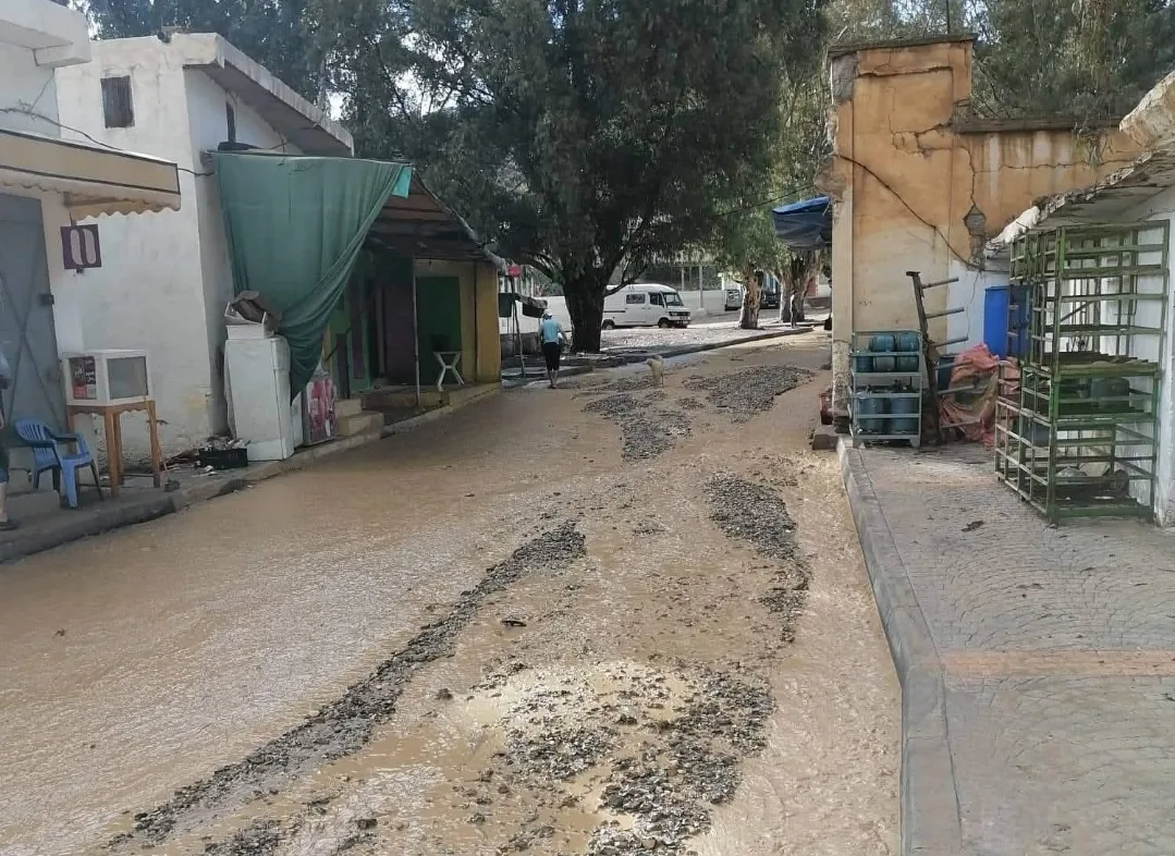 الحسيمة :    جماعة أربعاء تاوريرت تحت وطأة سوء التدبير والتسيير وعرقلة التنمية والساكنة تندد