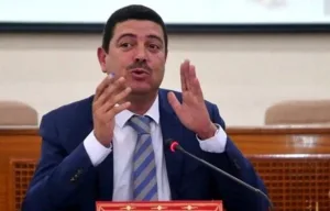 مولاي يعقوب :     براءة مثيرة تهز ملف “اختلاس المال العام” … القضاء يبرئ رئيس المجلس الإقليمي والأحرار يتنفس الصعداء