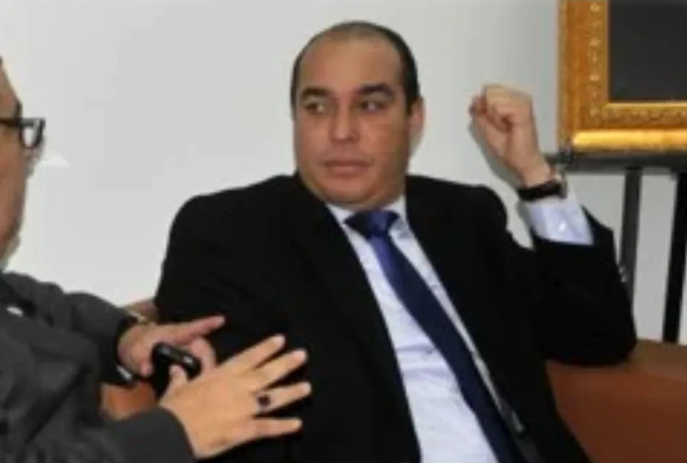 الرباط :     إجتماع سياسي مثير بالحركة الشعبية حول “تزكية الناظور” ووعود غريبة من مكنيف تثير الجدل