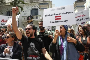 محكمة الاستئناف بتونس تؤيد سجن الصحافيين مراد الزغيدي وبرهان بسيس