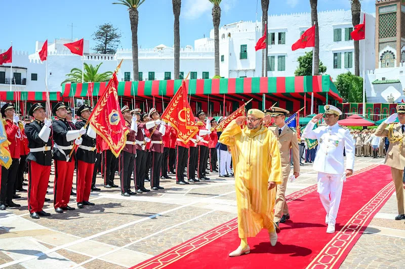 الملك يوجه الأمر اليومي للقوات المسلحة ويؤكد أولوية التحديث والجاهزية
