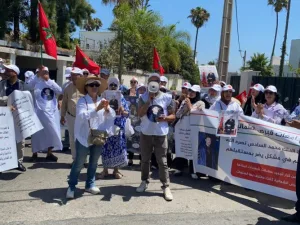 طلبة قبرص الشمالية يحتجون بالرباط للمطالبة بمعادلة شهاداتهم