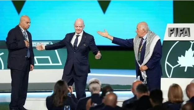 مونديال 2026 يبدأ بـ”بطاقة حمراء” خارج الملعب … التأشيرة تهزم الكرة وتمنع رئيس الاتحاد الفلسطيني من الحضور