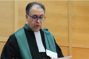 وجدة :    معطيات جديدة تهز ملف “كارتيل العقار” … المتضررون يناشدون الرئيس الأول والوكيل العام التدخل لوقف عبث مقاول فوق السلطة !!