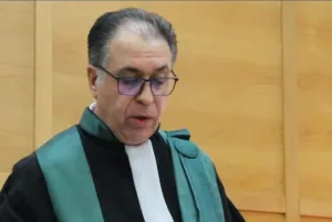 وجدة :     الدرك الملكي يستمع لمعتقل بالسجن في ملف يتابع فيه المقاول المثير للجدل المومني وموثقين بتهم النصب والتزوير والإختلاس