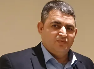 جرادة :    دخول الحاج يحيى التيفاوي عن “حزب السنبلة” تفتح سباقاً انتخابياً ساخناً بدائرة جرادة أمام مرشح “الأصالة والمعاصرة”