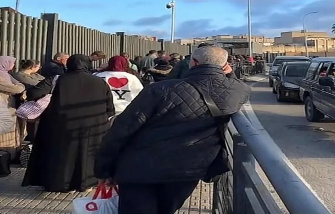 الناظور :     حقوقيون يدقون ناقوس الخطر بشأن معبر بني أنصار ويطالبون بإجراءات عاجلة لإنجاح “عملية مرحبا”