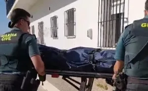 وفاة عاملة مغربية بهويلفا تدفع نقابة إسبانية للمطالبة بتحقيق
