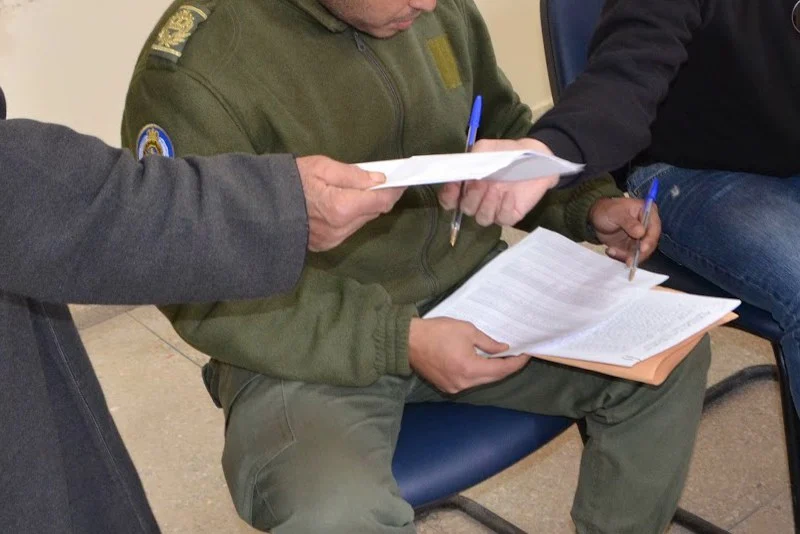 الداخلية تفتح ملف صفقات جماعية استفادت منها شركات أبناء منتخبين