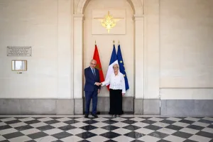 فرنسا والمغرب يخطوان نحو تعزيز شراكتهما الدفاعية وصناعة التسلح