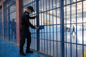 88 ألف سجين استفادوا من التخفيض التلقائي للعقوبات