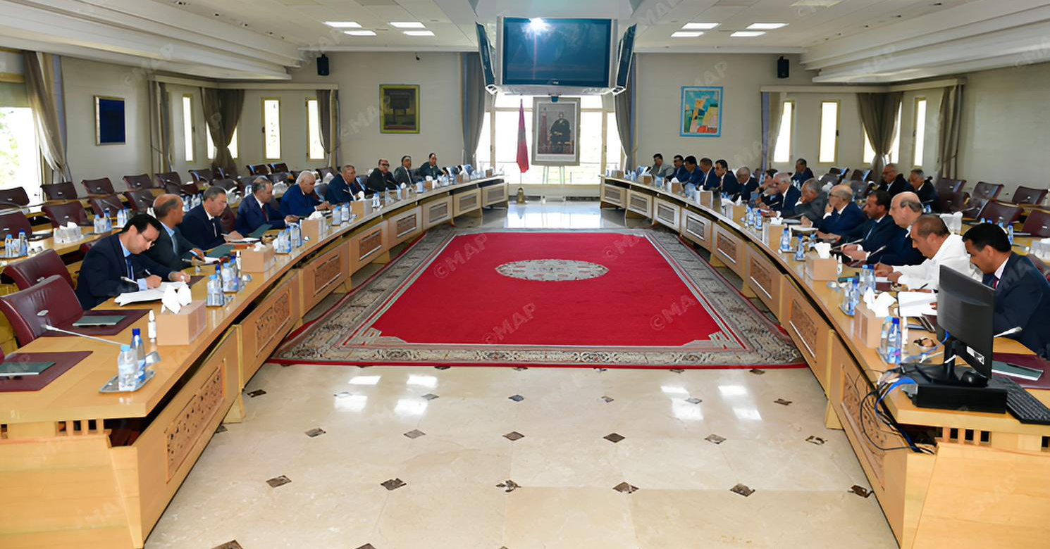 الداخلية تستكمل مشاوراتها مع الأحزاب استعدادا لتشريعيات 2026
