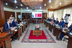 رفع رخص نقل البضائع مع فرنسا يفتح ملف التأشيرات أمام المهنيين