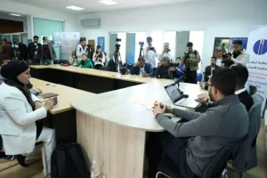 إتلاف لوائح توقيعات الساعة القانونية يؤجل إلى شتنبر