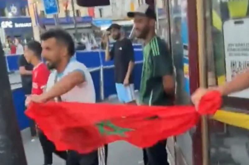 السفارة المغربية بفرنسا تتحرك قانونياً بعد وقائع تدنيس العلم المغربي بأوبرفيلييه