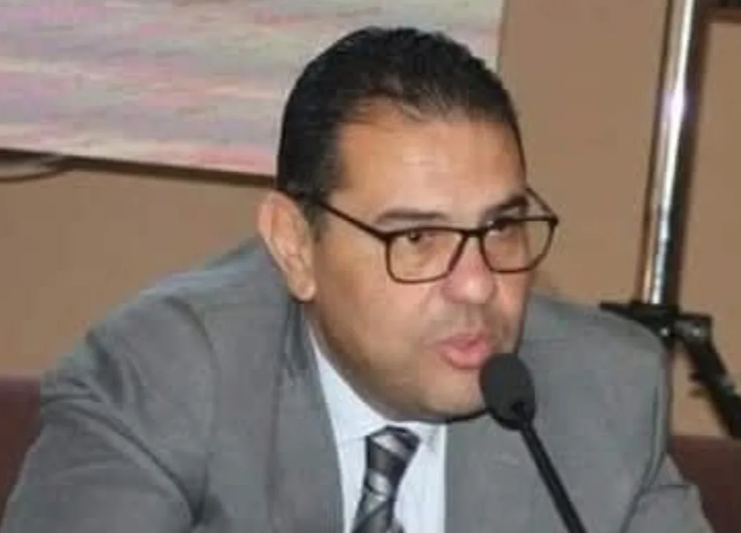 السعيدية :       إتهامات لرئيس الجماعة باستغلال سكن تابع للملك الجماعي وتساؤلات حول السند القانوني
