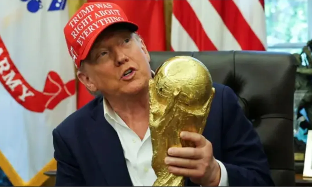 ترامب يدعم إنجلترا للفوز بكأس العالم ويشيد بهاري كين