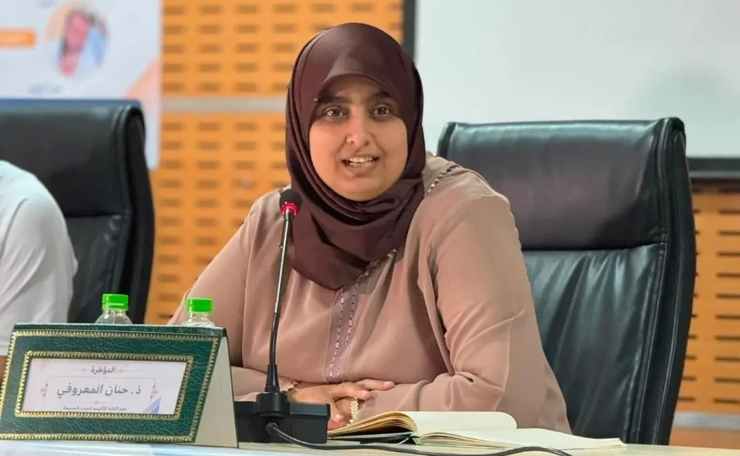 الحسيمة :     مرشحة العدالة والتنمية للبرلمان  تدعو إلى ربط التنمية بنزاهة الانتخابات ومحاربة شراء الأصوات وتستعرض تصوراتها لواقع الإقليم