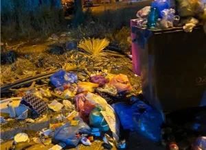 السعيدية تغرق في الأزبال يا عامل بركان … شبهات “النفخ” في أرقام النفايات تضاعف قيمة صفقة النظافة وتثير مطالب بفتح تحقيق