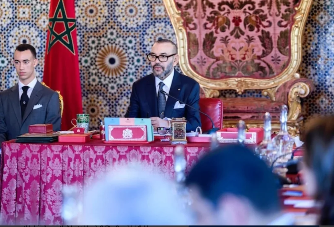 قبل عيد العرش … الملك محمد السادس يترأس غداً الجمعة مجلساً وزارياً حاسماً وآخر محطة لحكومة أخنوش